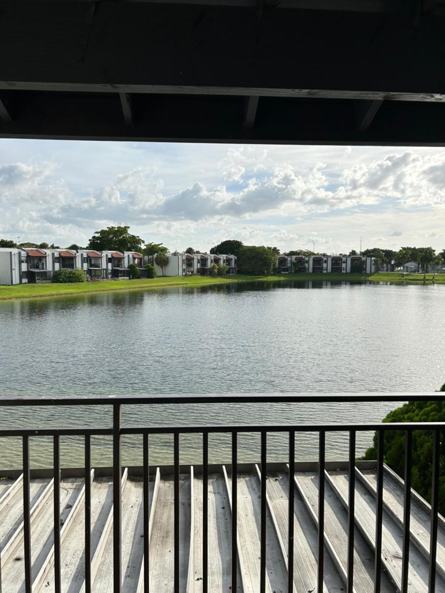 Beautiful Apartment With Very Elegant Colonial Decoration Tamiami Exterior foto